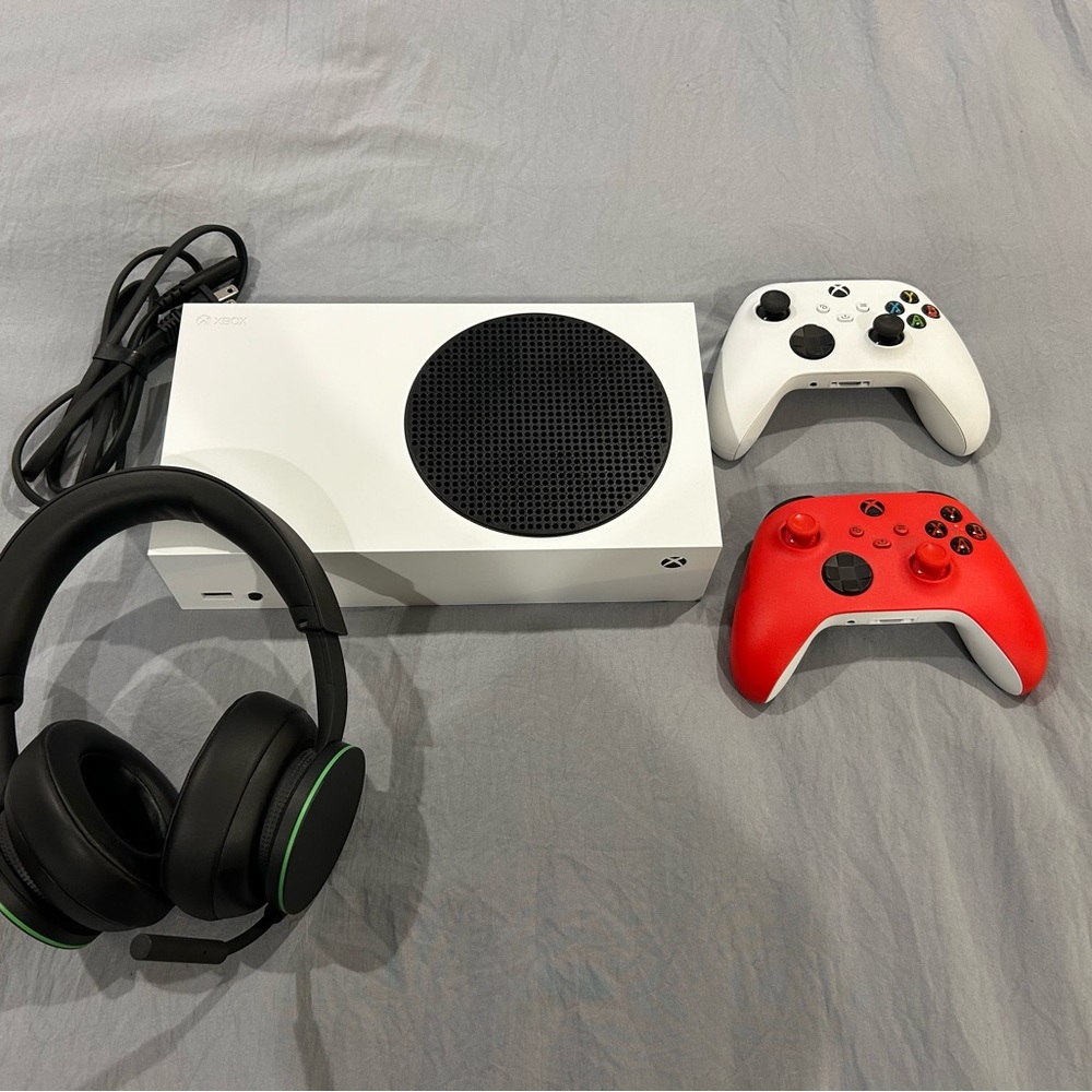 XBOX Series S Console Bundle with White and Red Controllers